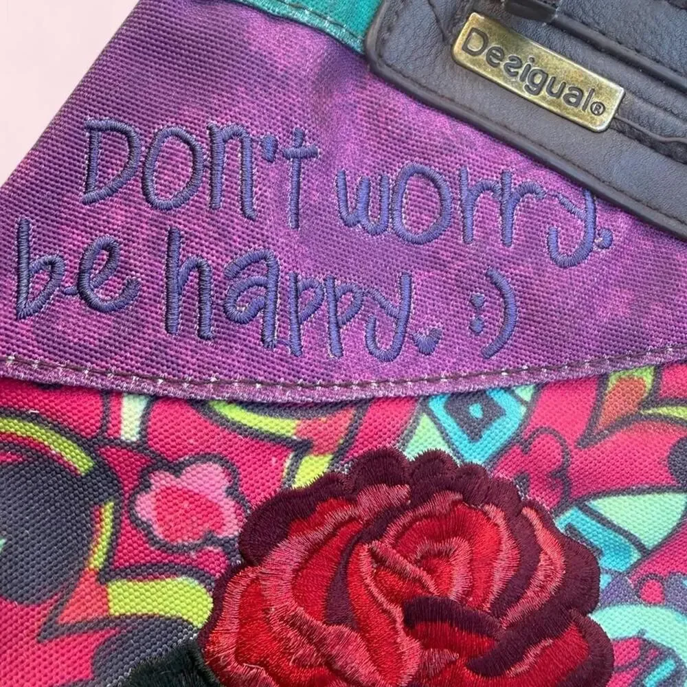 Desigual don worry
